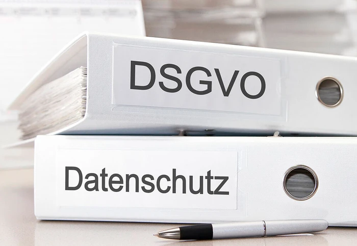 Aktenordner_DSGVO_Datenschutz_195650110-cs.jpg Aktenordner_DSGVO_Datenschutz_195650110-cs.jpg