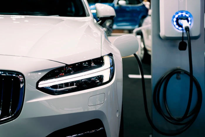 AdobeStock_219240452_Elektromobilität.jpg (Bild: ake1150) AdobeStock_219240452_Elektromobilität.jpg (Bild: ake1150)