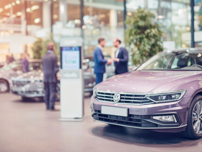 Autohaus.jpg (Bild: &copy; Midjourney)